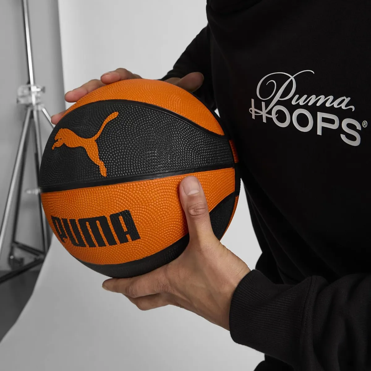 PUMA Hoops Basketball Mandarin Orange Size 7 083620-01 Rubber Indoor Performance Ball