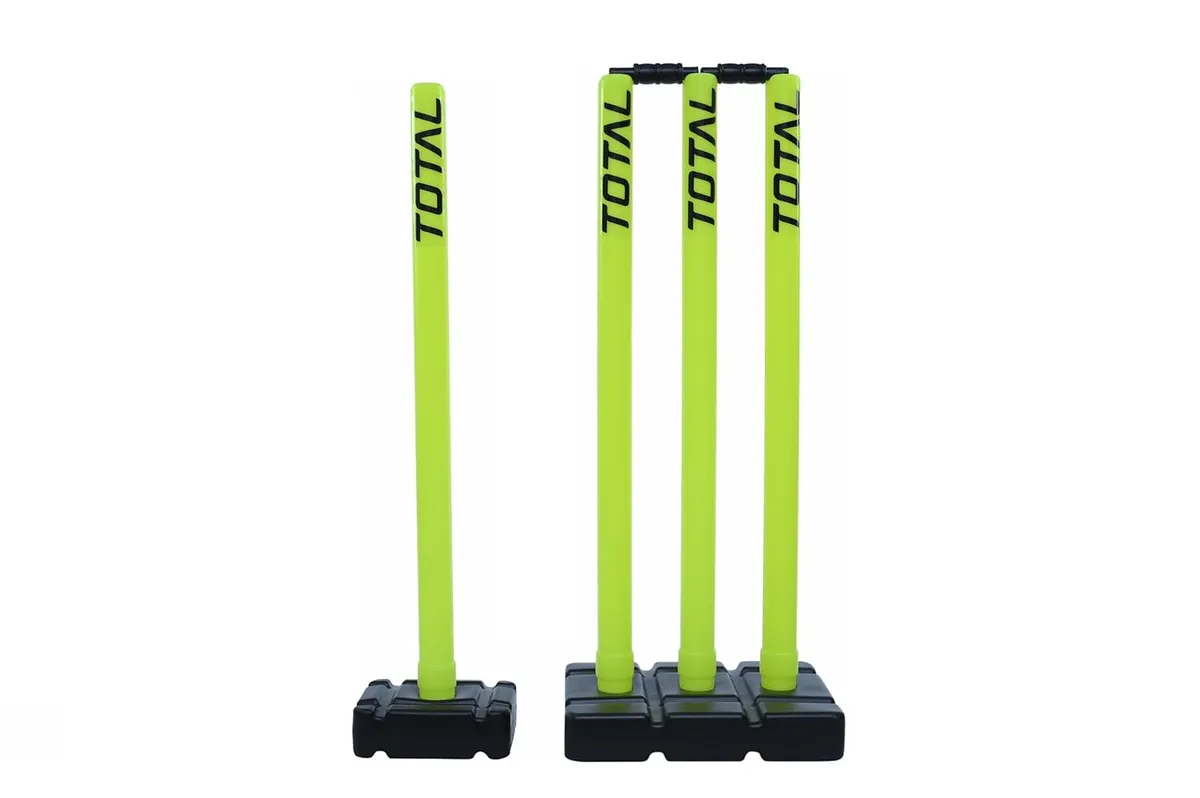 Total Plastic 4pcs Set Plastic Stumps Fluorescent